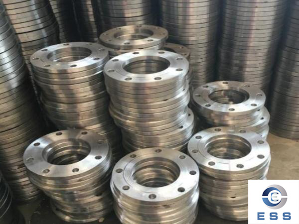 Flange Connection Surface: FF vs RS